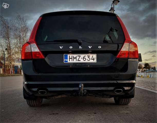 Volvo V70 7