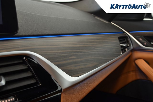 BMW 530e 10