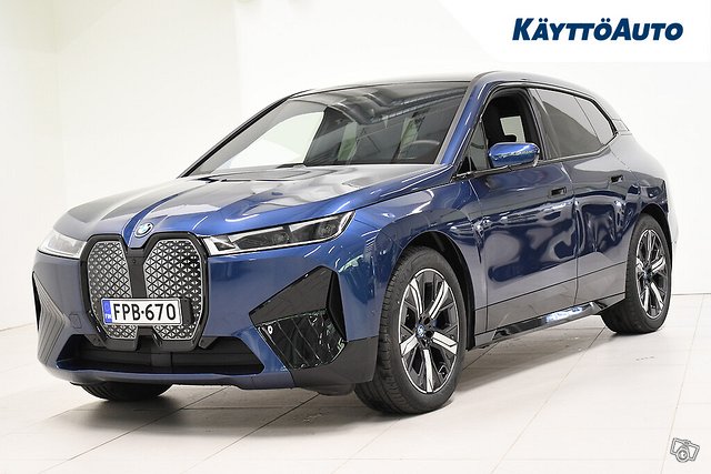 BMW IX