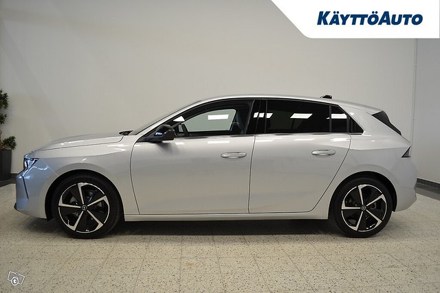 Opel Astra 2