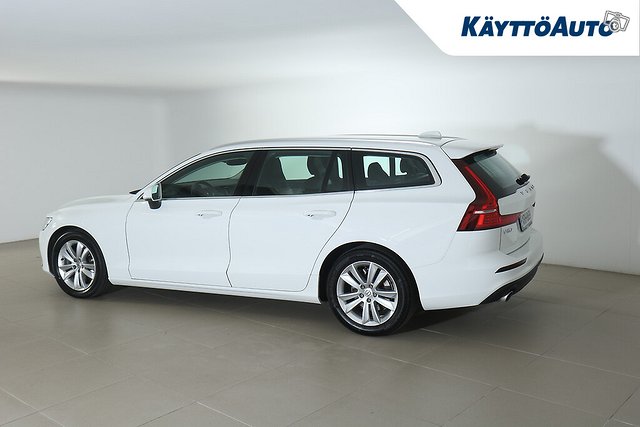 VOLVO V60 3