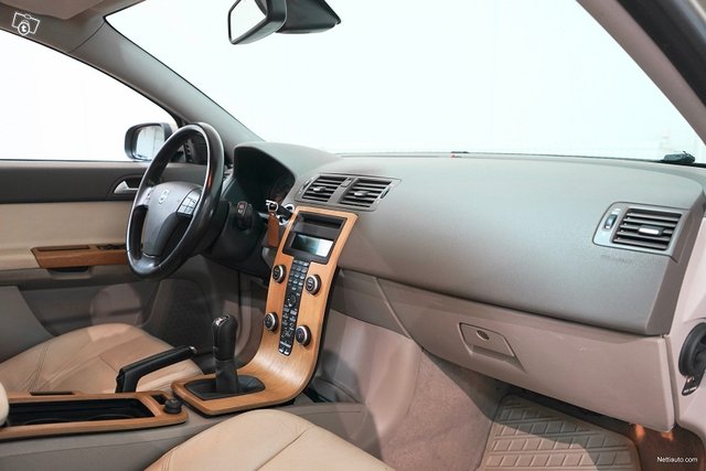 Volvo V50 8