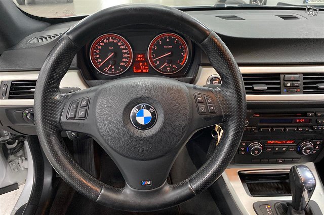 BMW 335 12