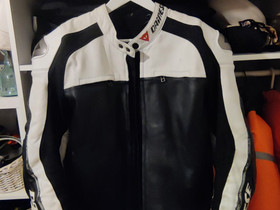 Dainese ajotakki, Ajoasut, kengät ja kypärät, Mototarvikkeet ja varaosat, Hartola, Tori.fi Dainese ajotakki, Ajoasut, kengät ja kypärät, Mototarvikkeet ja varaosat, Hartola, Tori.fi