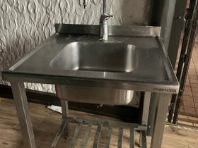 Pesuallas ja hana, Keittiöt, Rakennustarvikkeet ja työkalut, Imatra, Tori.fi Pesuallas ja hana, Keittiöt, Rakennustarvikkeet ja työkalut, Imatra, Tori.fi