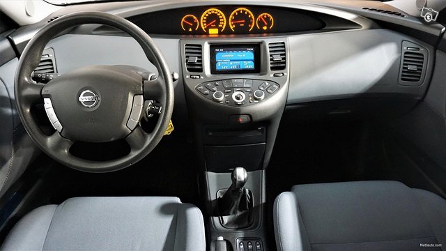 Nissan Primera 5