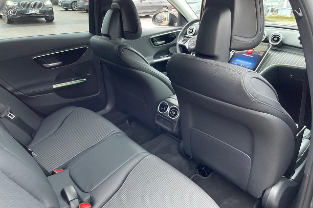 Mercedes-Benz C 17
