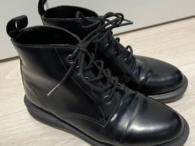 Dr. Martens Emmeline 38, Vaatteet ja kengät, Kaarina, Tori.fi Dr. Martens Emmeline 38, Vaatteet ja kengät, Kaarina, Tori.fi