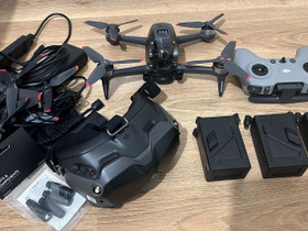 DJI FPV Combo + Fly more kit, Valokuvaustarvikkeet, Kamerat ja valokuvaus, Helsinki, Tori.fi DJI FPV Combo + Fly more kit, Valokuvaustarvikkeet, Kamerat ja valokuvaus, Helsinki, Tori.fi