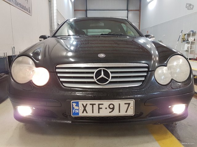 Mercedes-Benz C 2