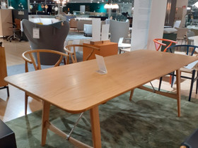 Carl Hansenin Hunting -ruokapöytä Ovh 4396e, Pöydät ja tuolit, Sisustus ja huonekalut, Vantaa, Tori.fi Carl Hansenin Hunting -ruokapöytä Ovh 4396e, Pöydät ja tuolit, Sisustus ja huonekalut, Vantaa, Tori.fi