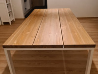 Ruokapöytä / Dining table
