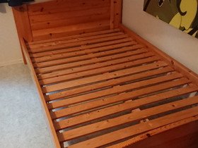 Puinen sänky, Sängyt ja makuuhuone, Sisustus ja huonekalut, Kannus, Tori.fi Puinen sänky, Sängyt ja makuuhuone, Sisustus ja huonekalut, Kannus, Tori.fi