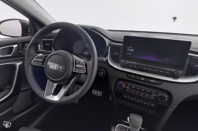 KIA XCeed 7