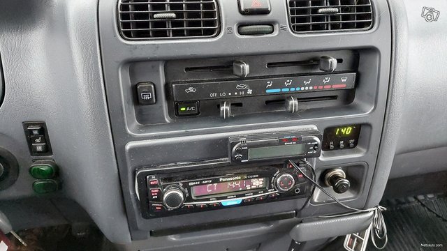 Toyota Hiace 24