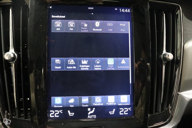Volvo V90 18