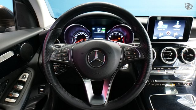 Mercedes-Benz GLC 17