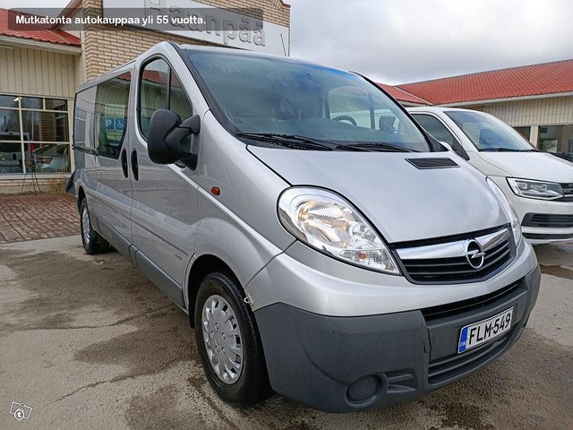 Opel VIVARO 2