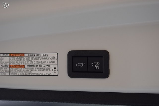 Toyota Corolla Cross 20