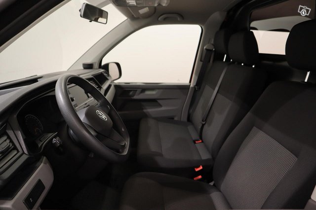 Volkswagen Transporter 9