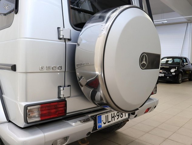 Mercedes-Benz G 9