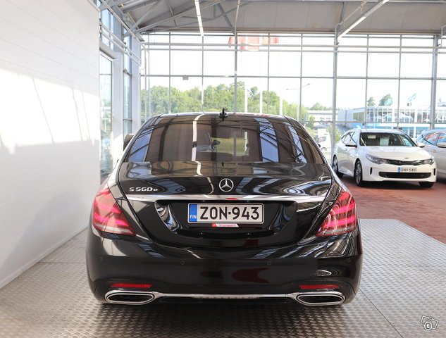 Mercedes-Benz S 5
