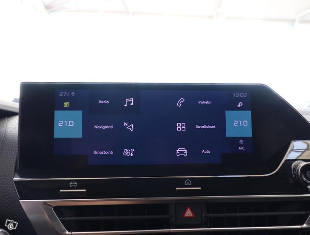 Citroen E-C4 11
