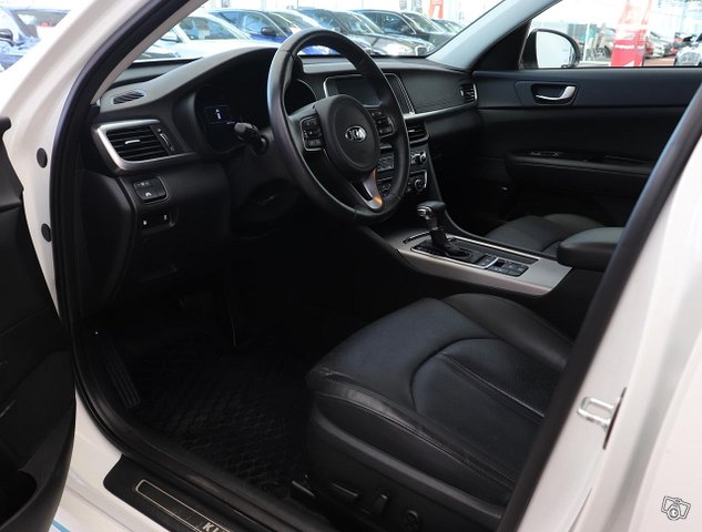 Kia Optima 7