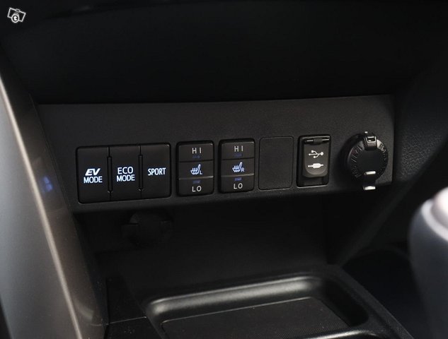 Toyota RAV4 15
