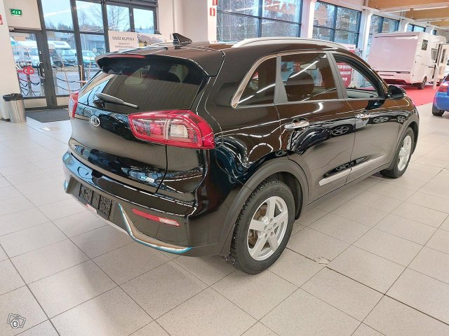 Kia Niro Plug-in 4