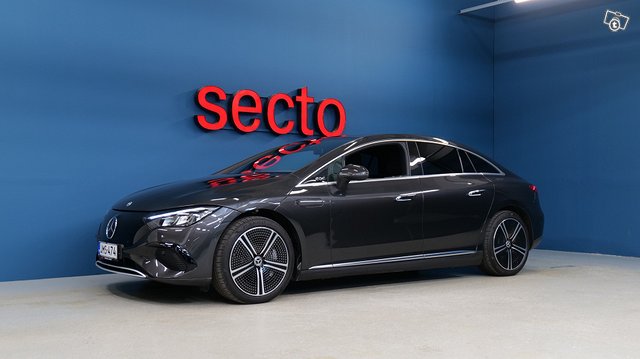 MERCEDES-BENZ EQE
