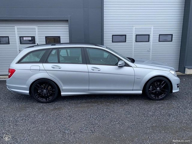 Mercedes-Benz C 6
