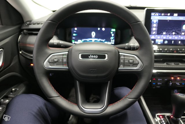 Jeep Compass 13
