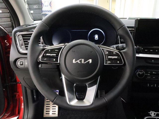 KIA XCeed 14
