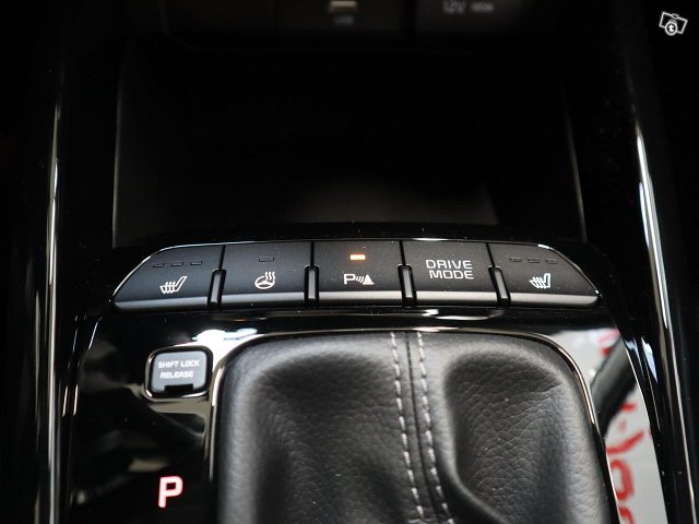 KIA Rio 16
