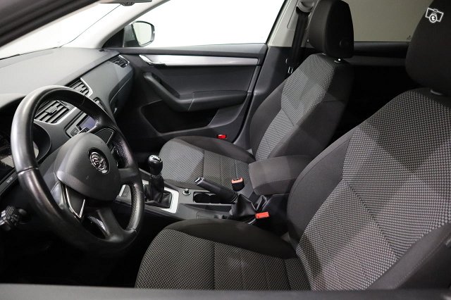 Skoda Octavia 9