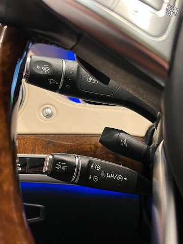 Mercedes-Benz S 18