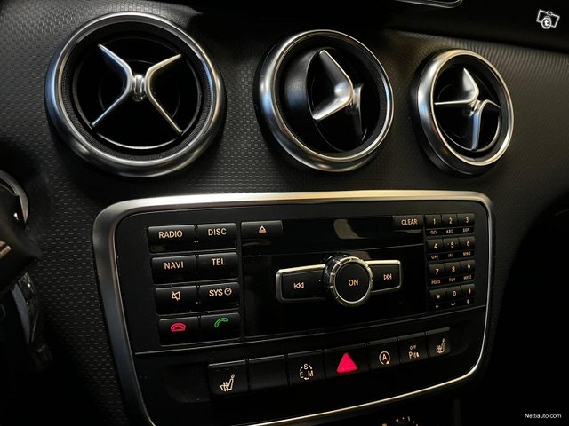 Mercedes-Benz A 15