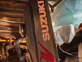 Suzuki pv tankki, Mopojen varaosat ja tarvikkeet, Mototarvikkeet ja varaosat, Lappeenranta, Tori.fi Suzuki pv tankki, Mopojen varaosat ja tarvikkeet, Mototarvikkeet ja varaosat, Lappeenranta, Tori.fi