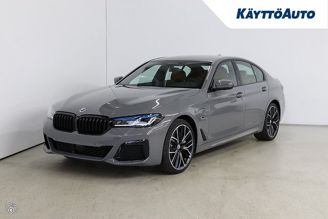 BMW 545