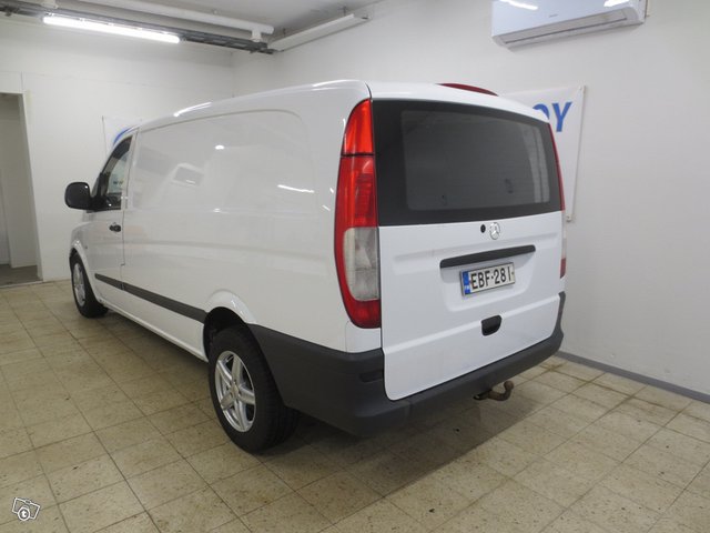 Mercedes-Benz Vito 4