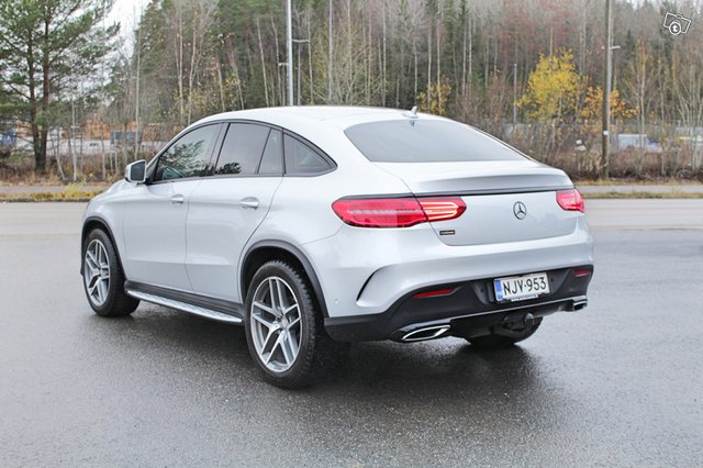 Mercedes-Benz GLE 6