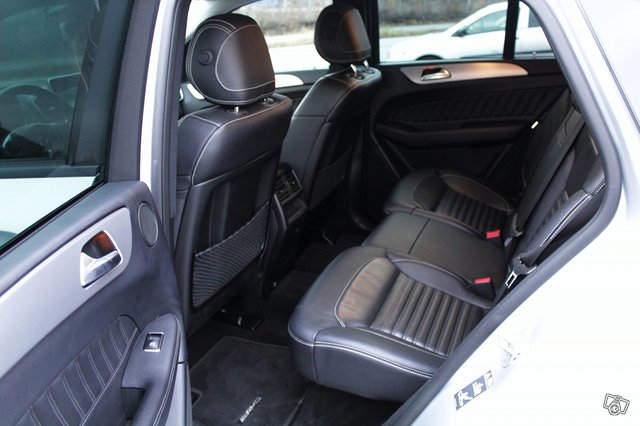 Mercedes-Benz GLE 12