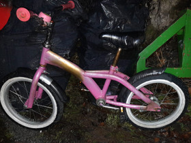 Polkupyörä 16" vaaleanpunainen, Lasten pyörät, Polkupyörät ja pyöräily, Pori, Tori.fi Polkupyörä 16" vaaleanpunainen, Lasten pyörät, Polkupyörät ja pyöräily, Pori, Tori.fi