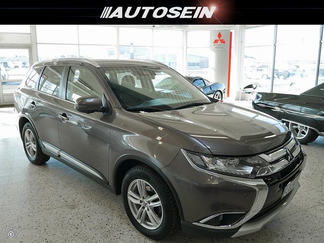 Mitsubishi Outlander 2