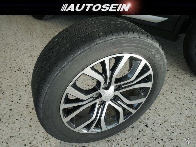 Mitsubishi Outlander 16