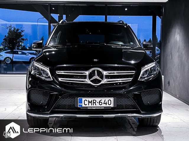 Mercedes-Benz GLE 2