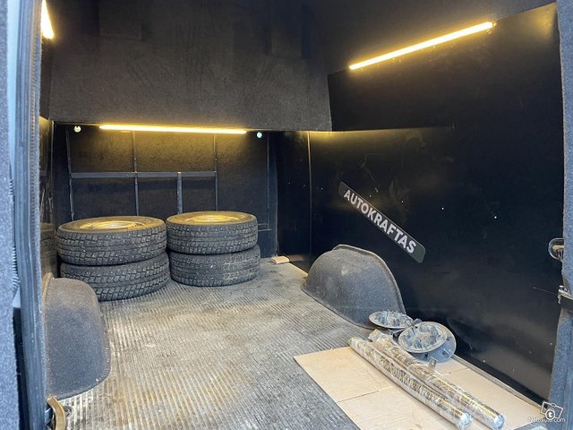 Mercedes-Benz Sprinter 21