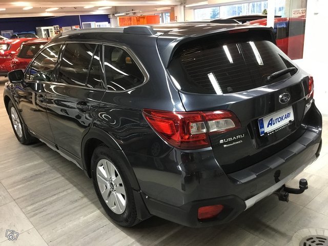 Subaru Outback 12