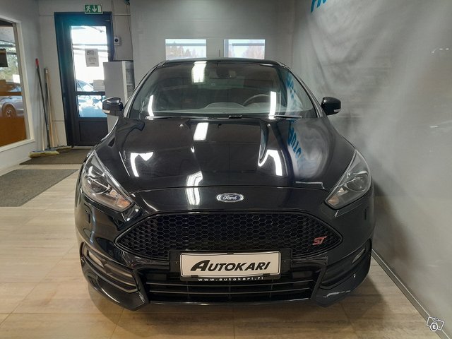 Ford Focus 5